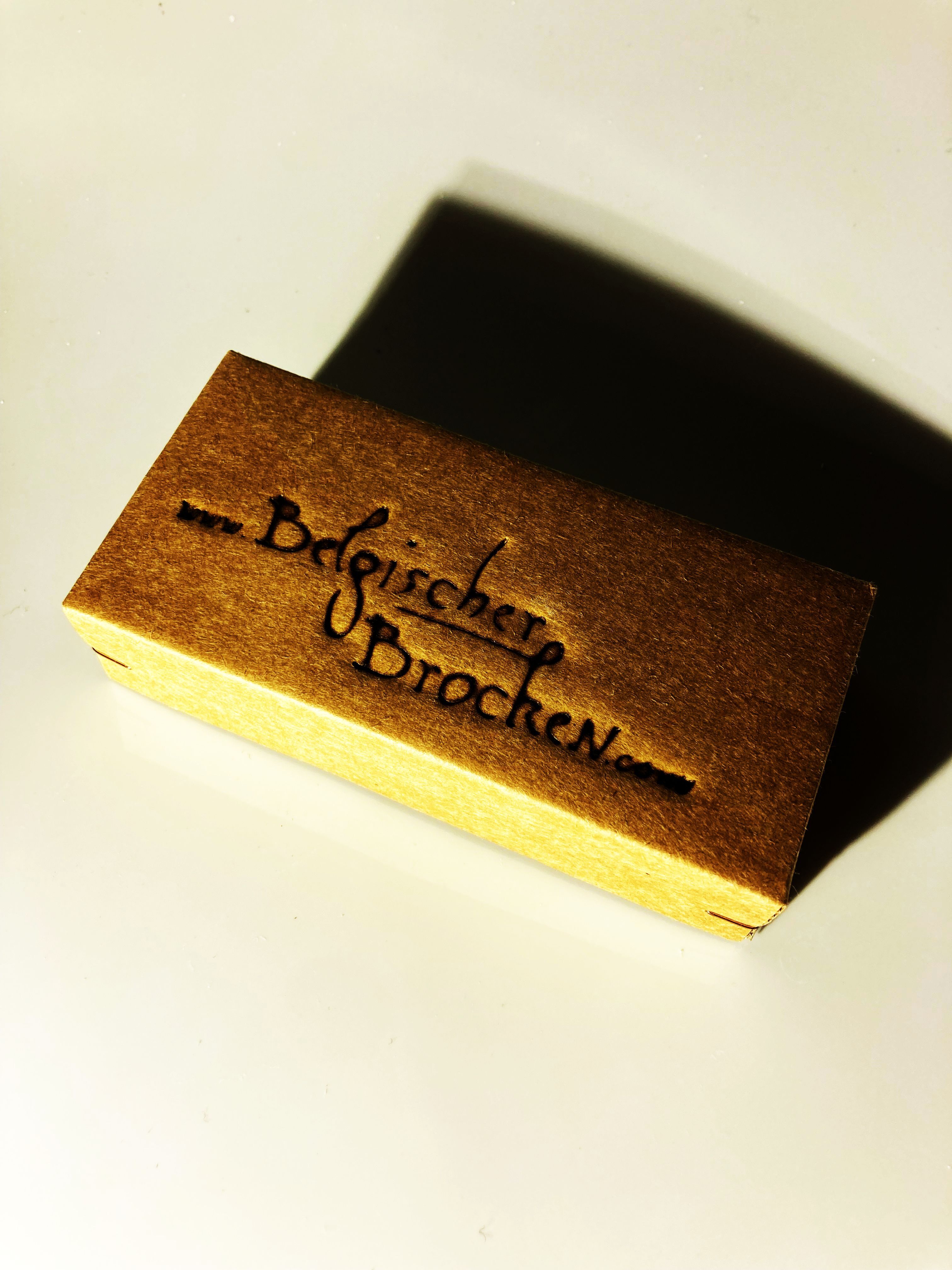 lightbox image lightbox image